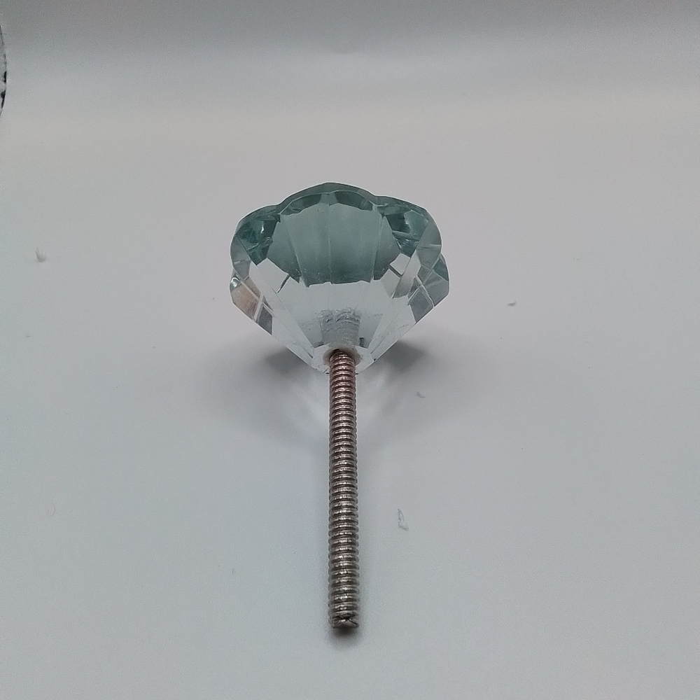 Decorative glass knobs - Picture 3 of 3